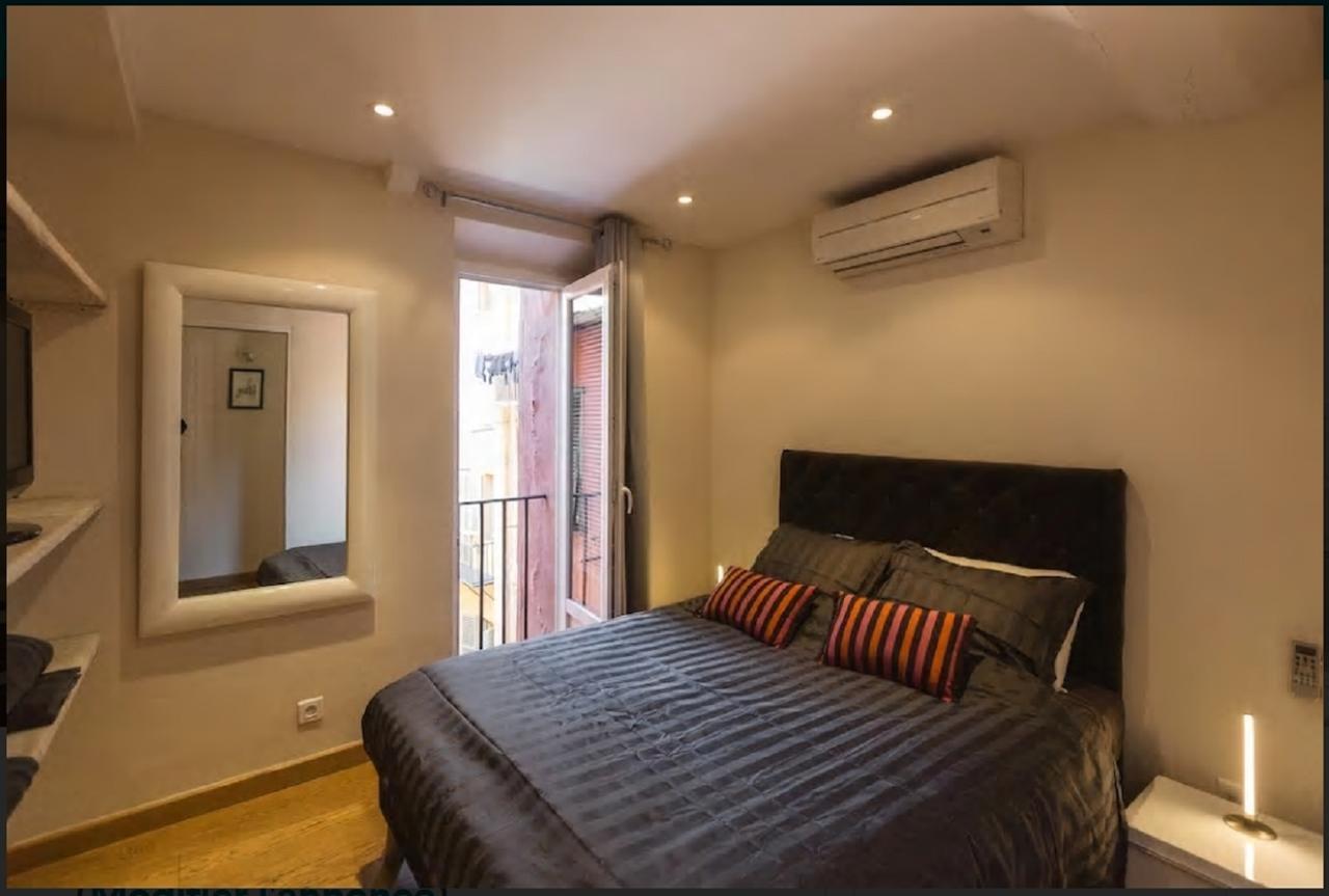 Renting - Colonna - Place In Old Town Appartement